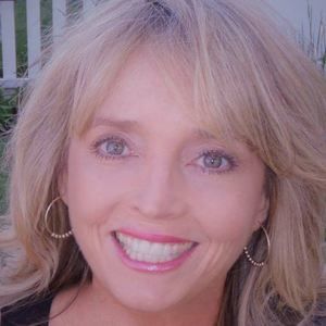 Meet your Posher, Liz